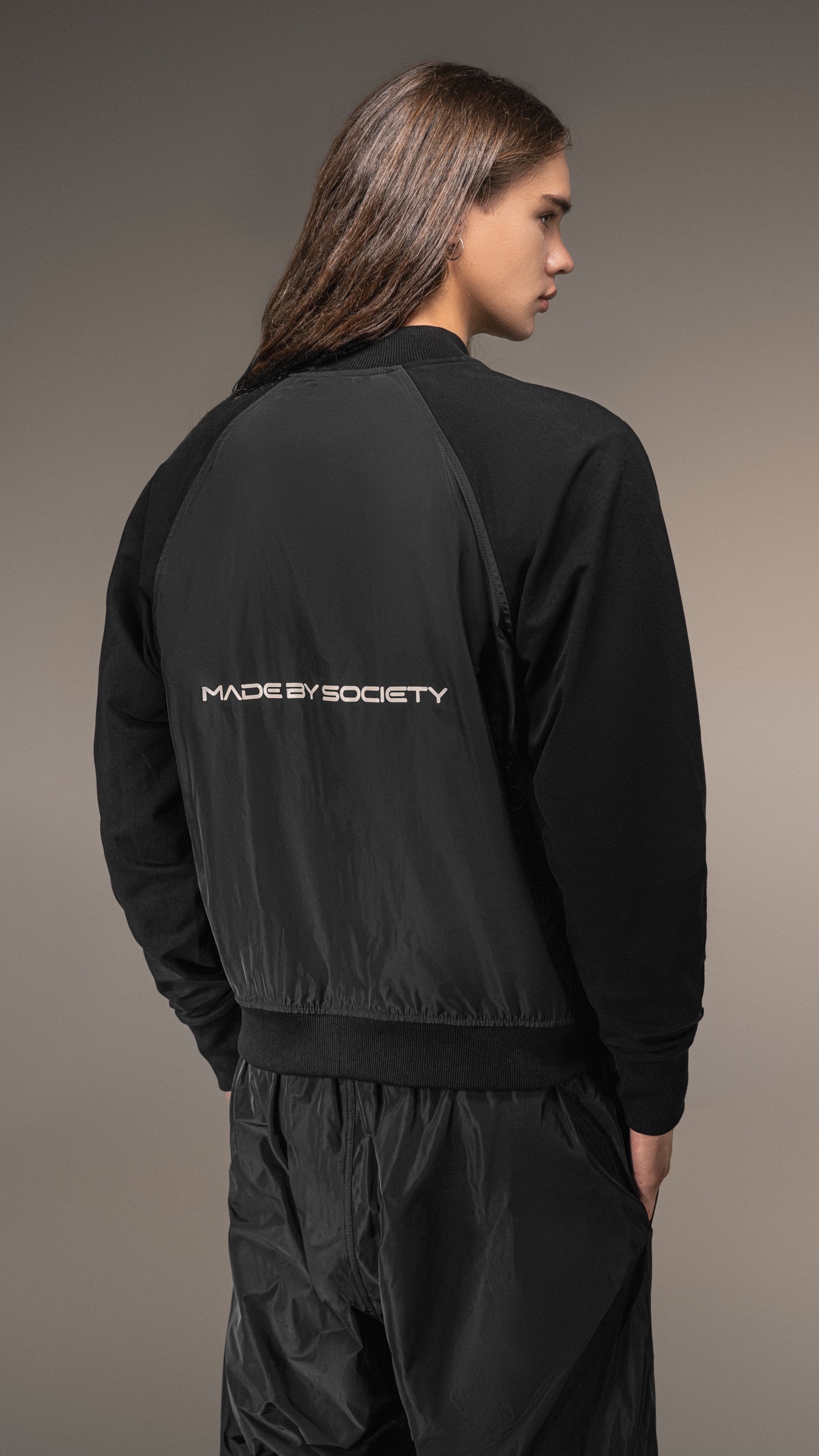 Bluza „Made by Society” – Casual Modern - H15805