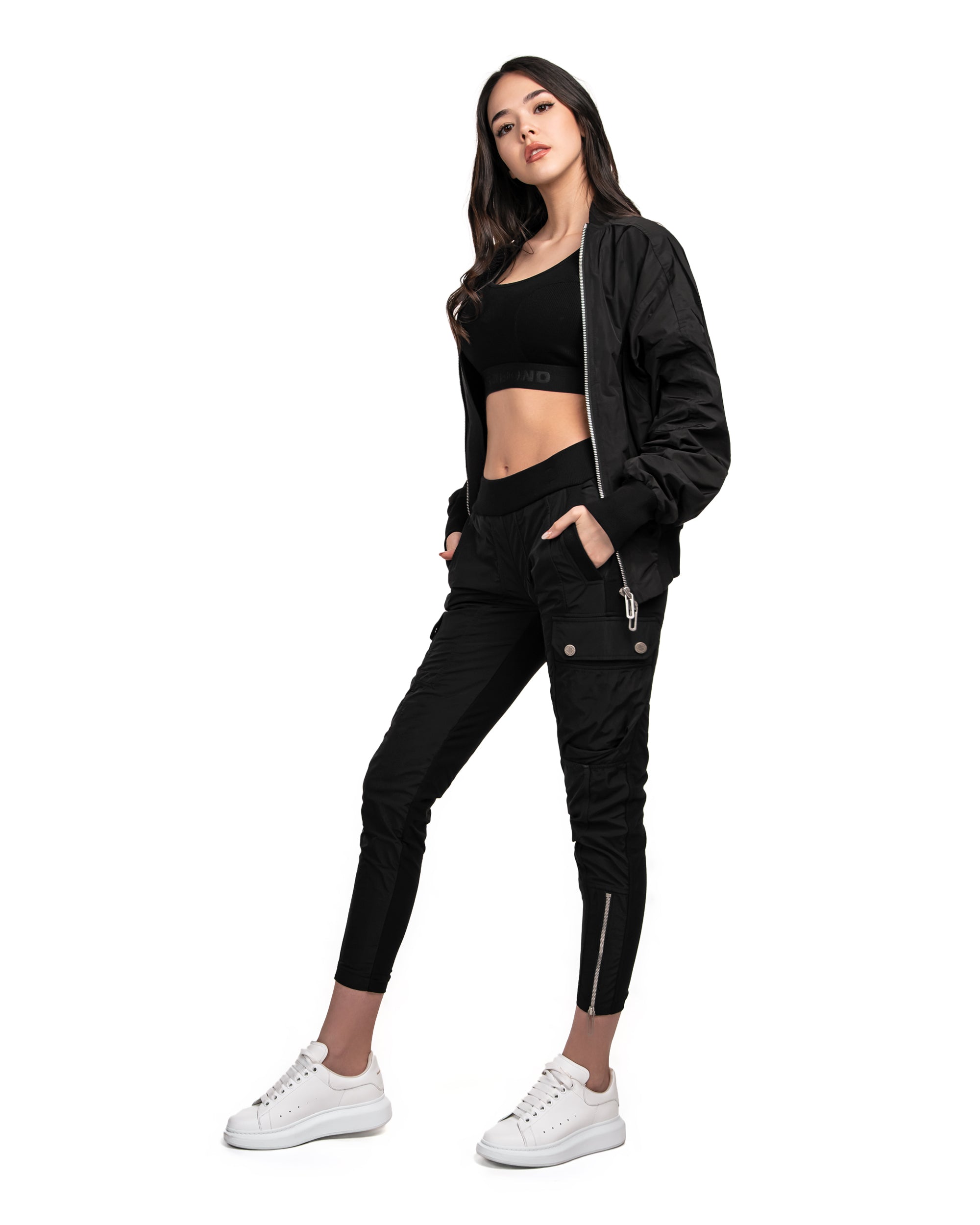 Spodnie dresowe cargo - P22594