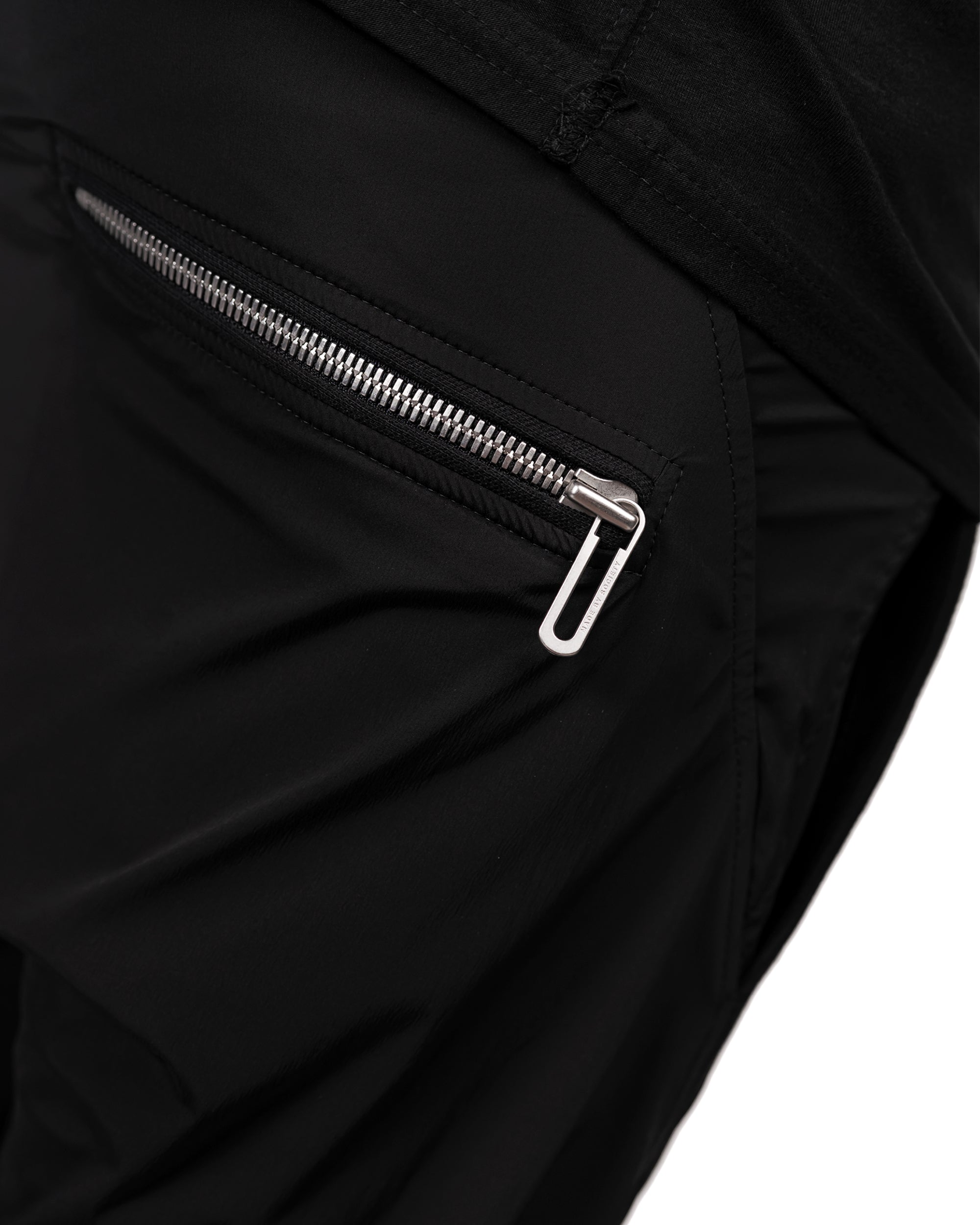 Wąskie spodnie joggery - P13749