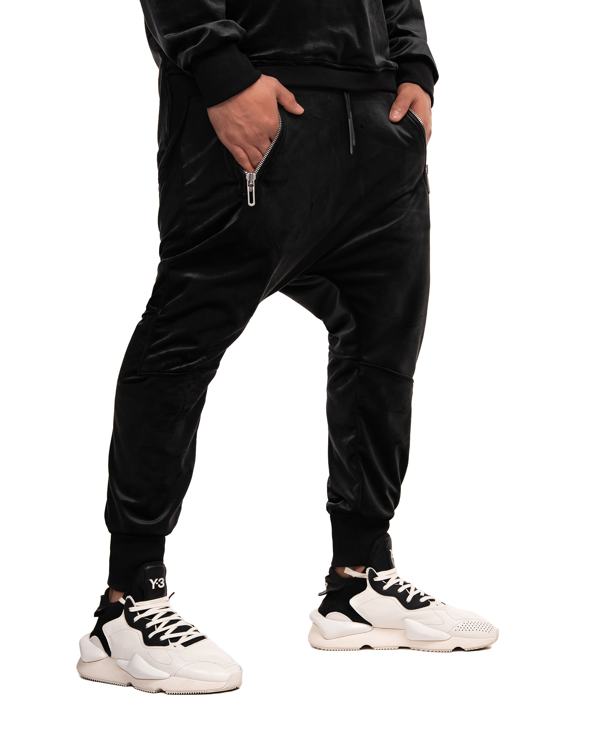 Welurowe spodnie jogger - P13191