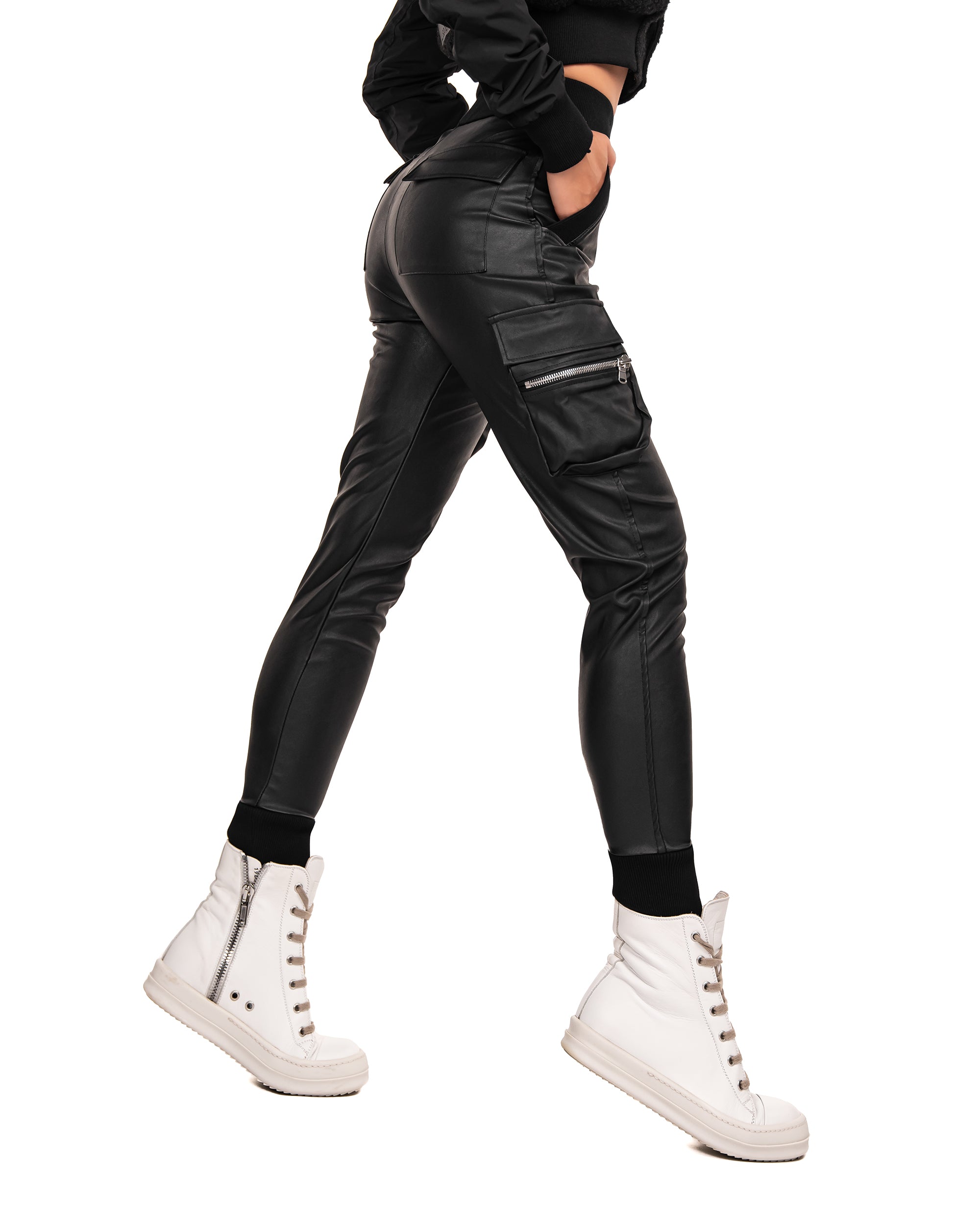 Slim cargo pants - P21105