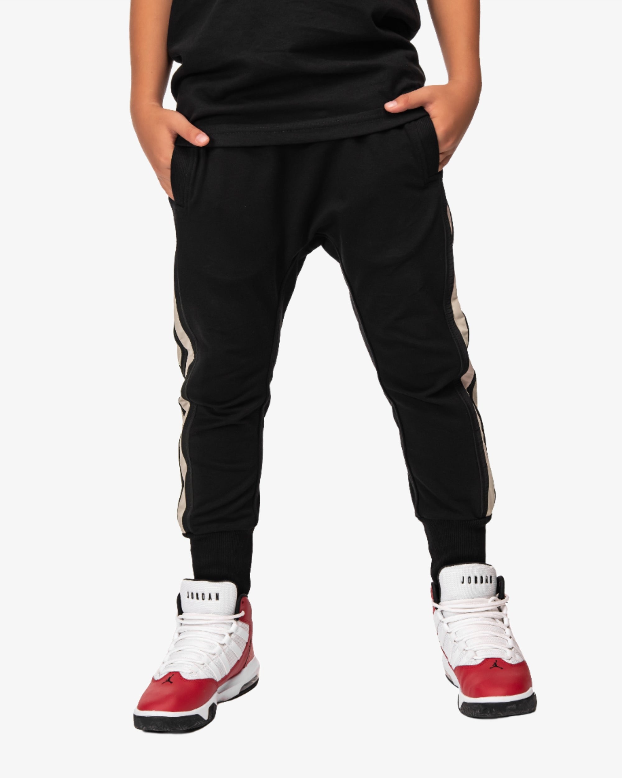 Spodnie joggery - P32973